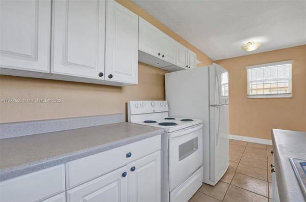 12410 E Randall Park Dr, Miami, FL 33167