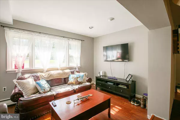 789 FISHING CREEK RD, New Cumberland, PA 17070