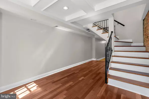 2428 FOSTER AVE, Baltimore, MD 21224