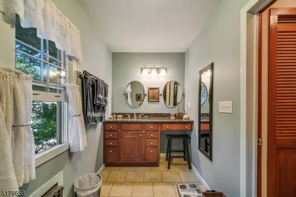 7 Kenosha Rd, Vernon Twp., NJ 07422