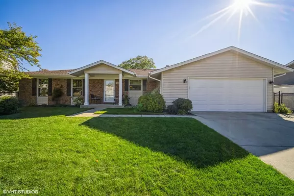 1418 Worden WAY, Elk Grove Village, IL 60007