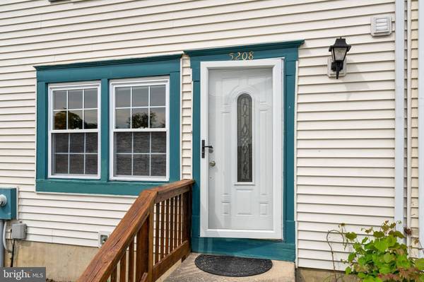 5208 KING ARTHUR, Rosedale, MD 21237