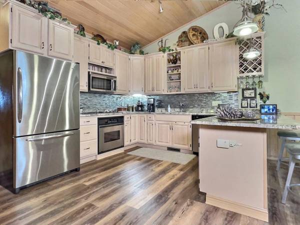 6680 HWY 17 #9, Rhinelander, WI 54501