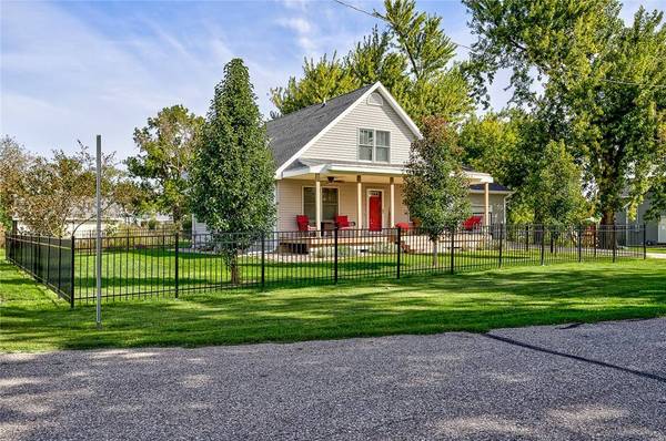 811 W Polk Street, Sheldahl, IA 50243