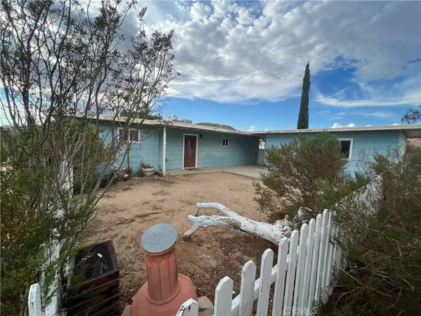 59095 Williams LN, Yucca Valley, CA 92284