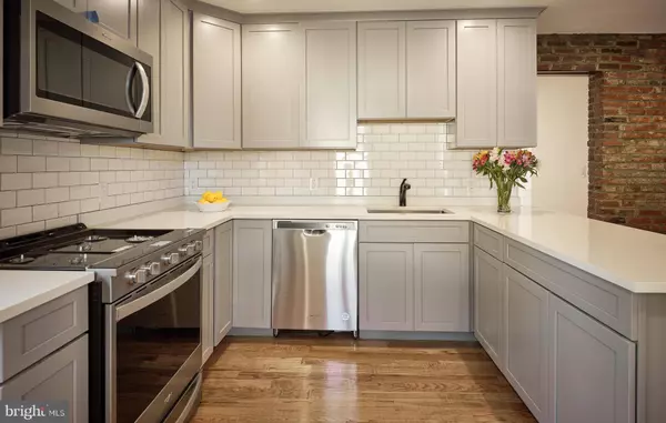 85 SWAN ST, Lambertville, NJ 08530