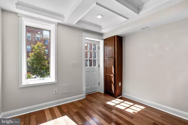 2428 FOSTER AVE, Baltimore, MD 21224