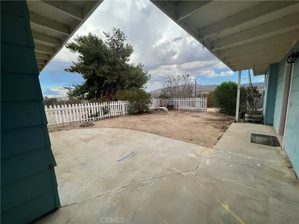 59095 Williams LN, Yucca Valley, CA 92284