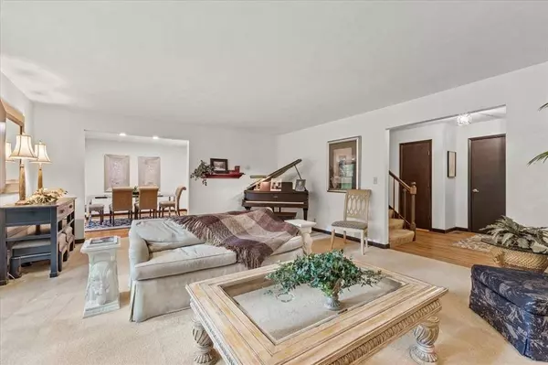 5780 E 100 N, Monticello, IN 47960