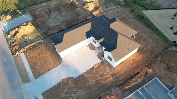 5667 Skylark DR, Greenwood, IN 46143