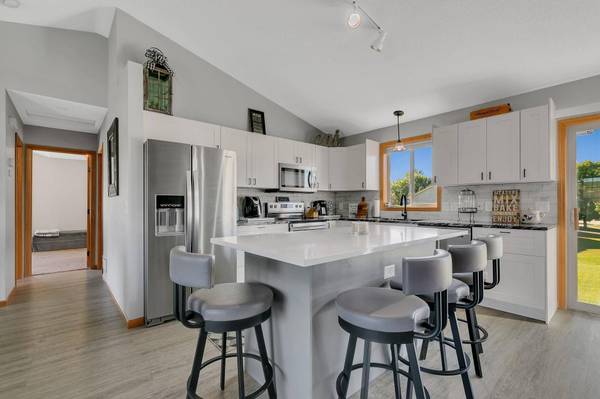 6870 169th LN NW, Ramsey, MN 55303