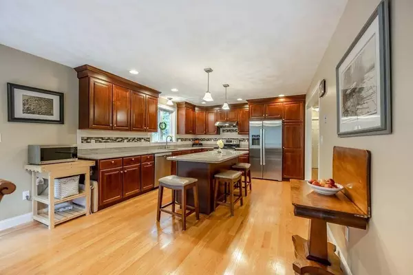 420 Andover St, Wilmington, MA 01887