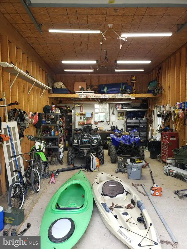 1088 ROCK GAP RD, Berkeley Springs, WV 25411