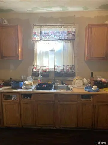 3241 COLLINGWOOD Street, Detroit, MI 48206