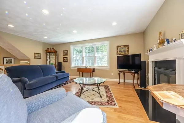 420 Andover St, Wilmington, MA 01887