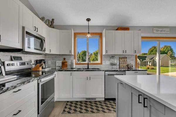 6870 169th LN NW, Ramsey, MN 55303