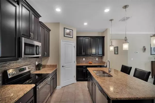 9875 MAGNOLIA WOODS BLVD, Orlando, FL 32832