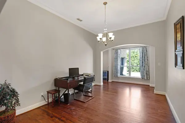 7223 Vienta Point, Grand Prairie, TX 75054