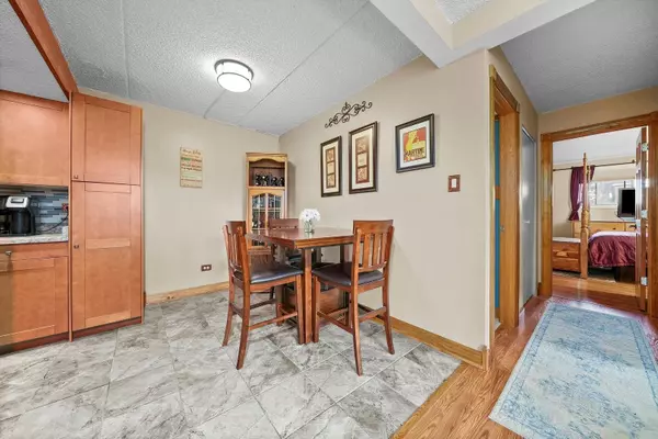 9935 EL CAMENO REAL DR #2D, Orland Park, IL 60462