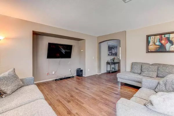 1528 Hawken DR, San Diego, CA 92154