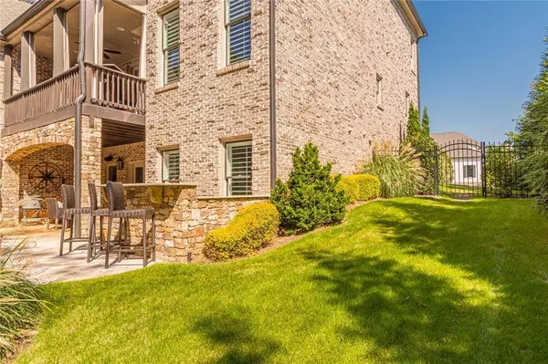 2164 Whitehall CT SE, Smyrna, GA 30080