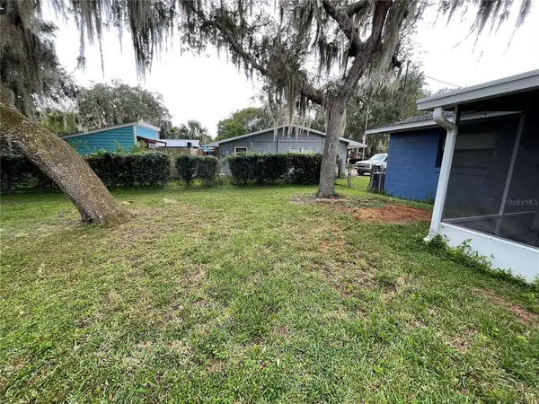 32114 ELIZABETH AVE, Tavares, FL 32778