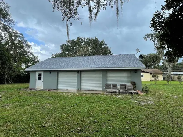 32114 ELIZABETH AVE, Tavares, FL 32778