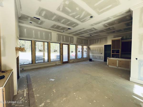 1630 Old Lake Road, Brandon, MS 39042