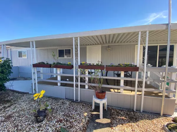 1127 Adrienne WAY, Santa Rosa, CA 95401