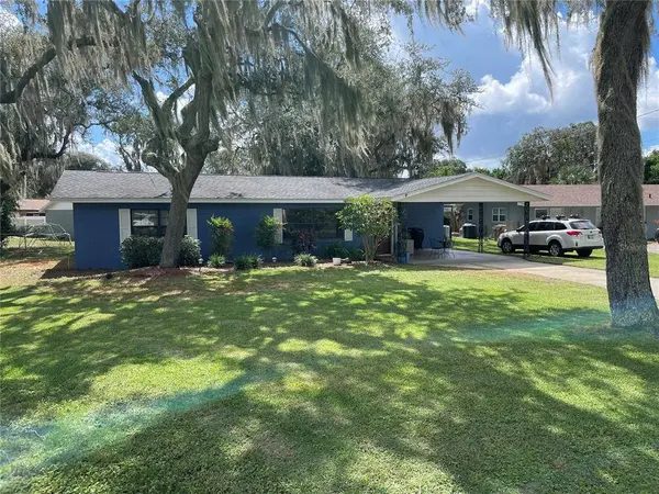 32114 ELIZABETH AVE, Tavares, FL 32778