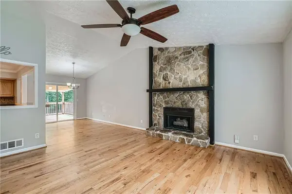 1073 Park Forest CT NW, Lilburn, GA 30047