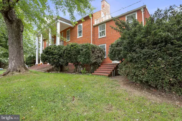 763 SWAN POND RD, Martinsburg, WV 25404