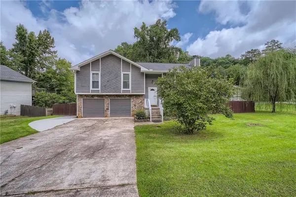 1073 Park Forest CT NW, Lilburn, GA 30047