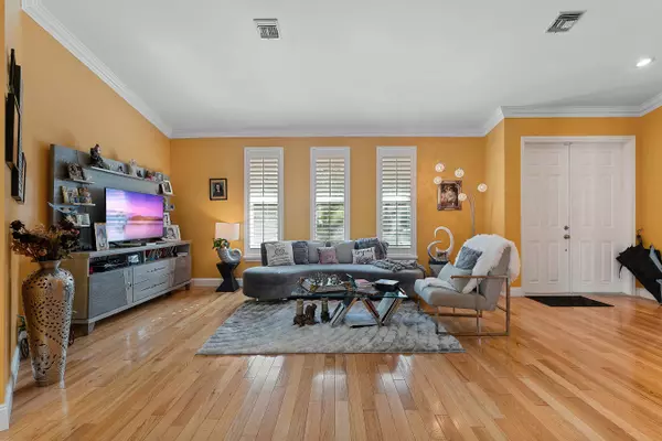 4384 NW 67th WAY, Coral Springs, FL 33067