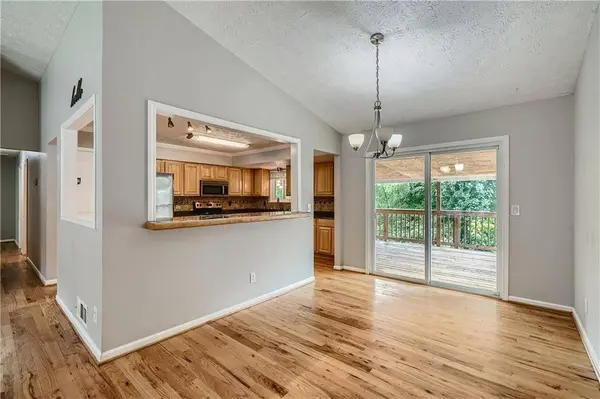 1073 Park Forest CT NW, Lilburn, GA 30047