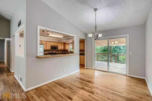 1073 Park Forest CT NW, Lilburn, GA 30047