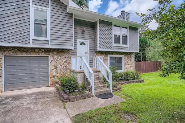 1073 Park Forest CT NW, Lilburn, GA 30047