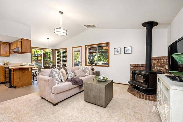 5110 W Bainbridge Ct, Boise, ID 83703