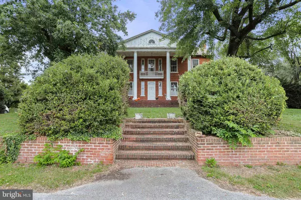 763 SWAN POND RD, Martinsburg, WV 25404