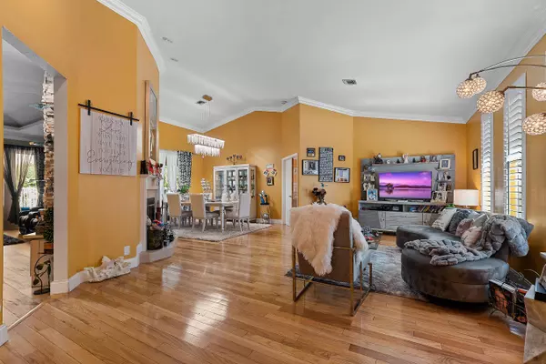 4384 NW 67th WAY, Coral Springs, FL 33067