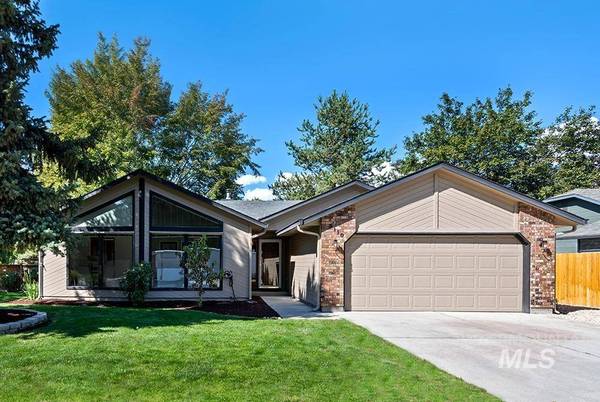 5110 W Bainbridge Ct