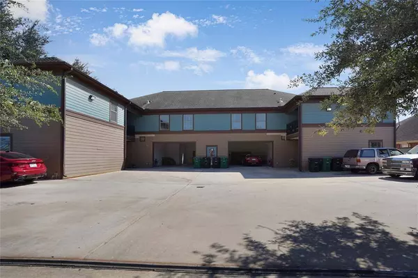 9630 Intervale ST, Houston, TX 77075