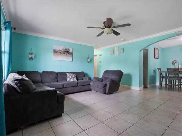 7906 CAPSTAN PL, Orlando, FL 32818