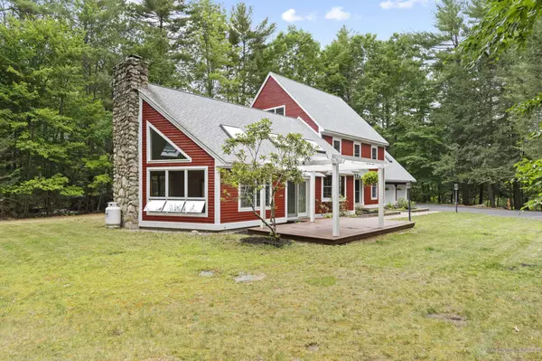 219 Hearthside Road, Standish, ME 04084