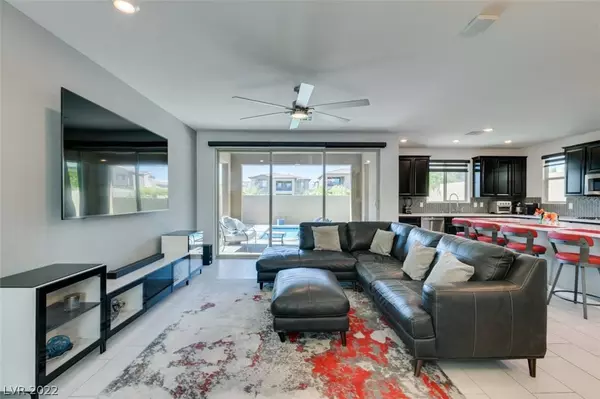 713 Foreign Reef Way, Las Vegas, NV 89138