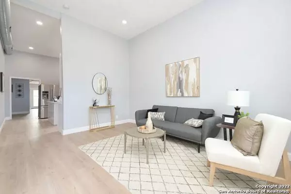 212 IDAHO, San Antonio, TX 78203-1008