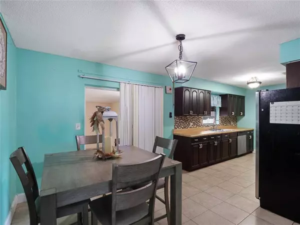 7906 CAPSTAN PL, Orlando, FL 32818