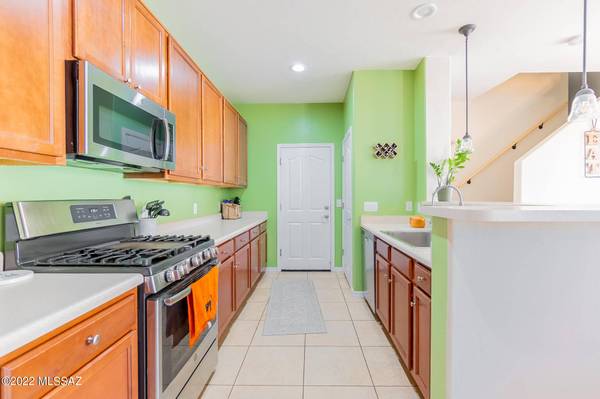 748 W Paseo Celestial, Sahuarita, AZ 85629