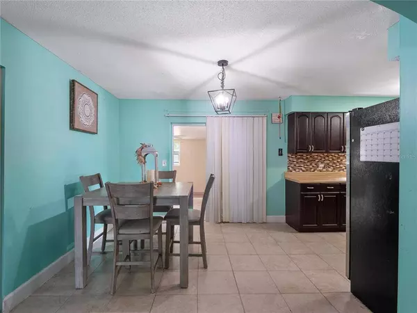 7906 CAPSTAN PL, Orlando, FL 32818