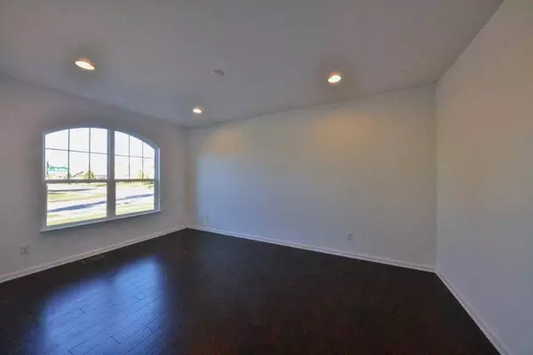 15625 Slip Anchor LN, Fishers, IN 46040